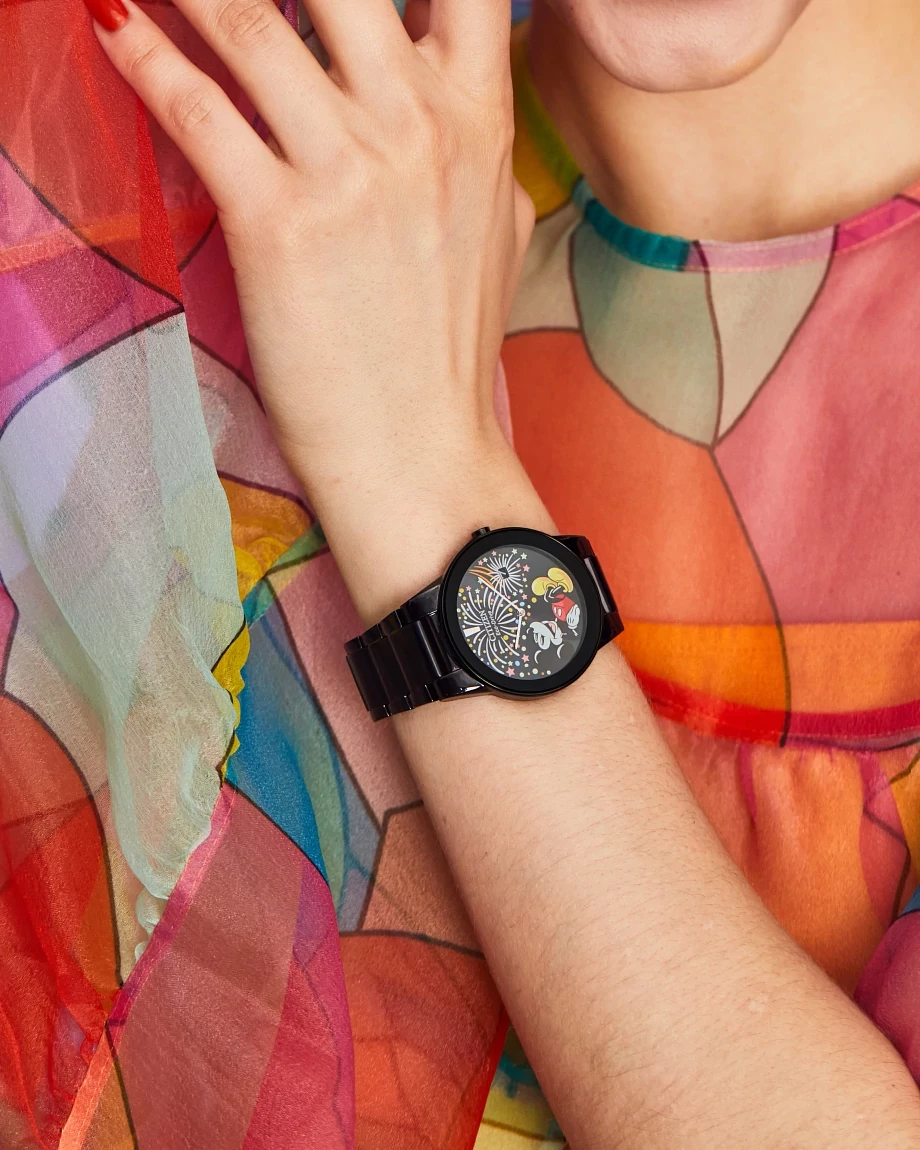 ライズマス　限定カラー　Men in Rusty Black Amazon.com: Citizen Men's Eco-Drive Star Wars Darth Maul